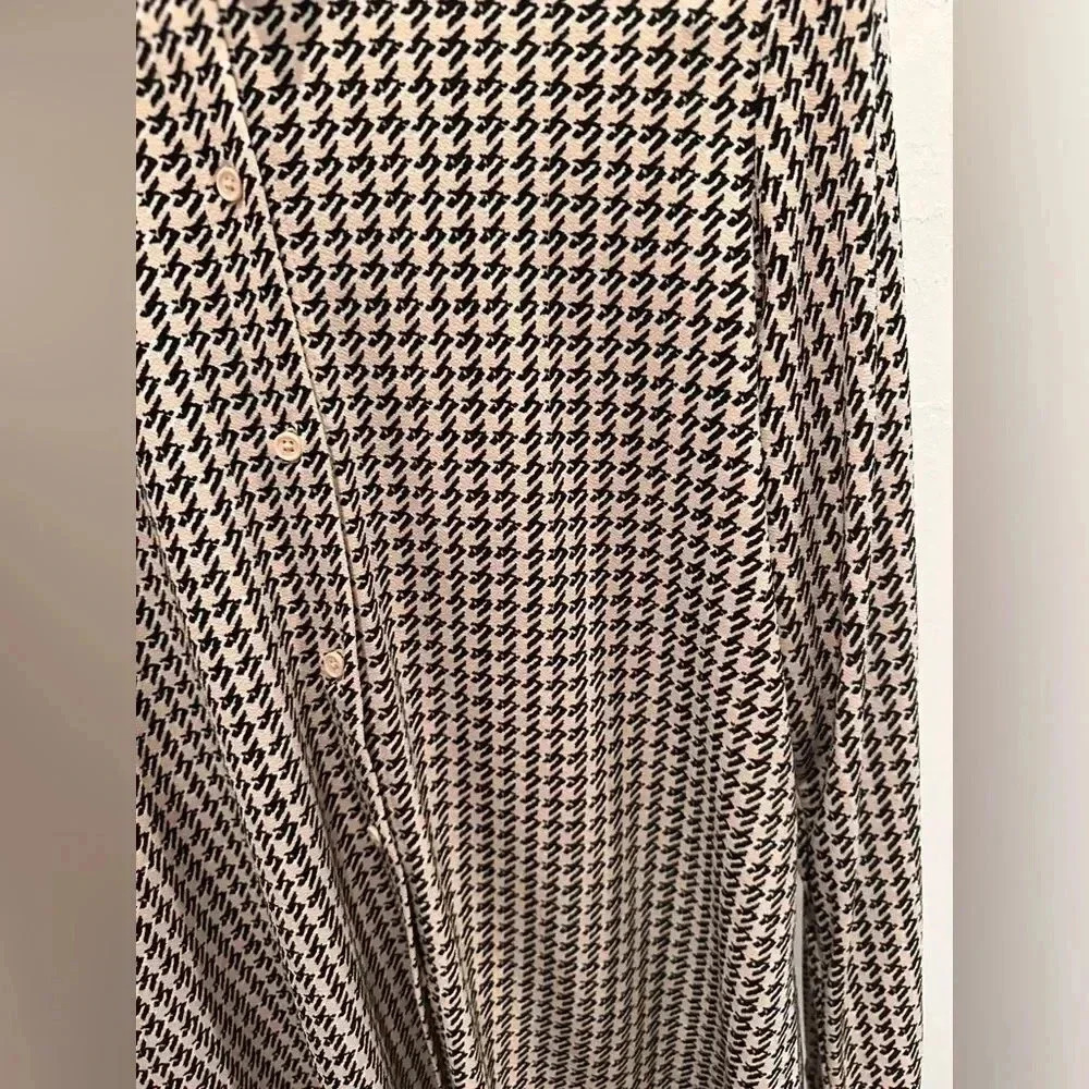Adrianna Papell Button Down Shirt Sz Large - Picture 8 of 9